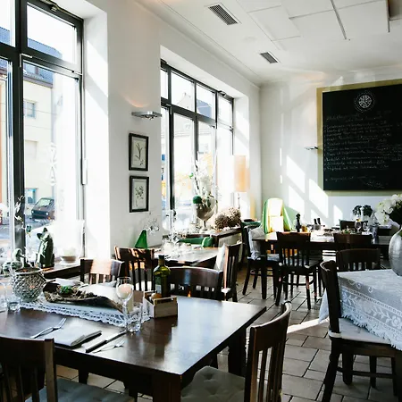 Auerstein Dependance בית הארחה 3*